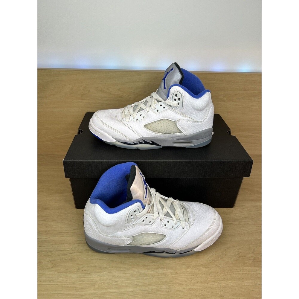 Air Jordan 5 Retro White Stealth Style # 440888-140 (2020) Size 4Y